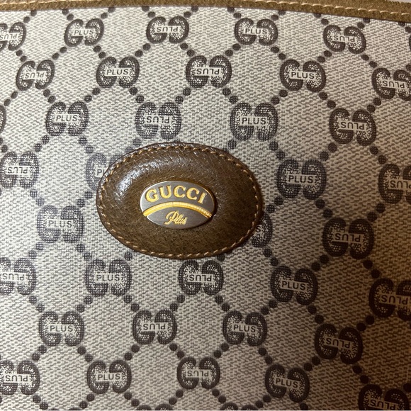Gucci GG Plus Beige PVC material Cluth Bag - Picture 5 of 11